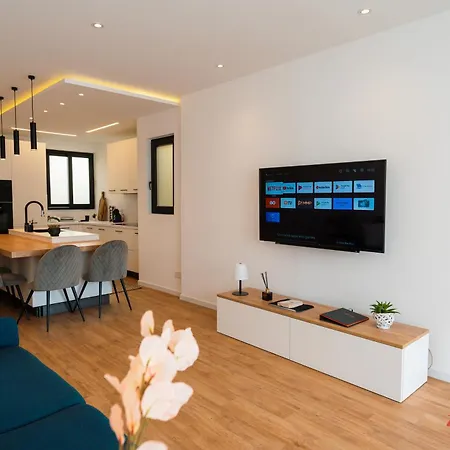 A Stylishly Dreamy Gozo Apartment Marsalforn Exterior photo