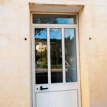 A Stylishly Dreamy Gozo Apartment Marsalforn Exterior photo